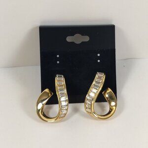 Swarovski Swirl Rhinestone Gold Tone Stud Earrings Classic Old Money Luxury